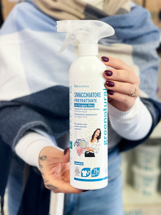 Greenatural Smacchiatore spray pretrattante  all'ossigeno attivo