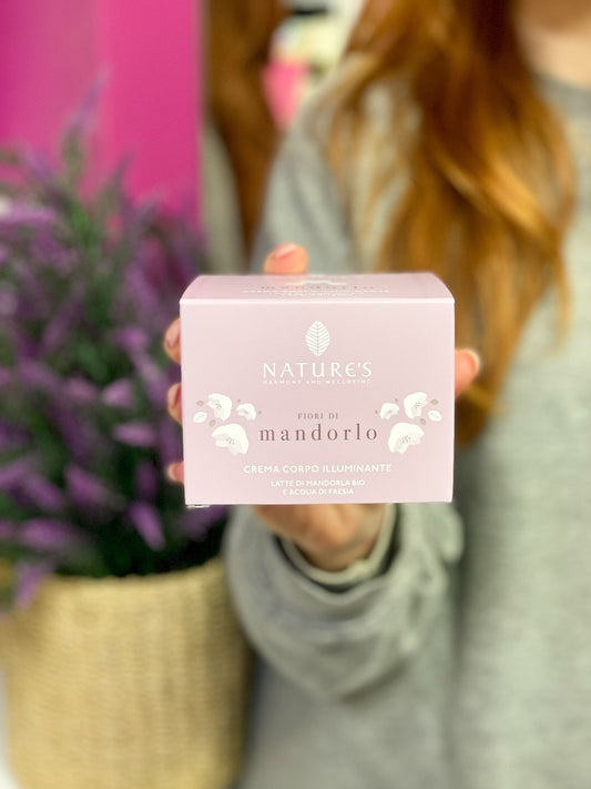 Nature'S Fiori Di Mandorlo Crema Corpo Illuminante