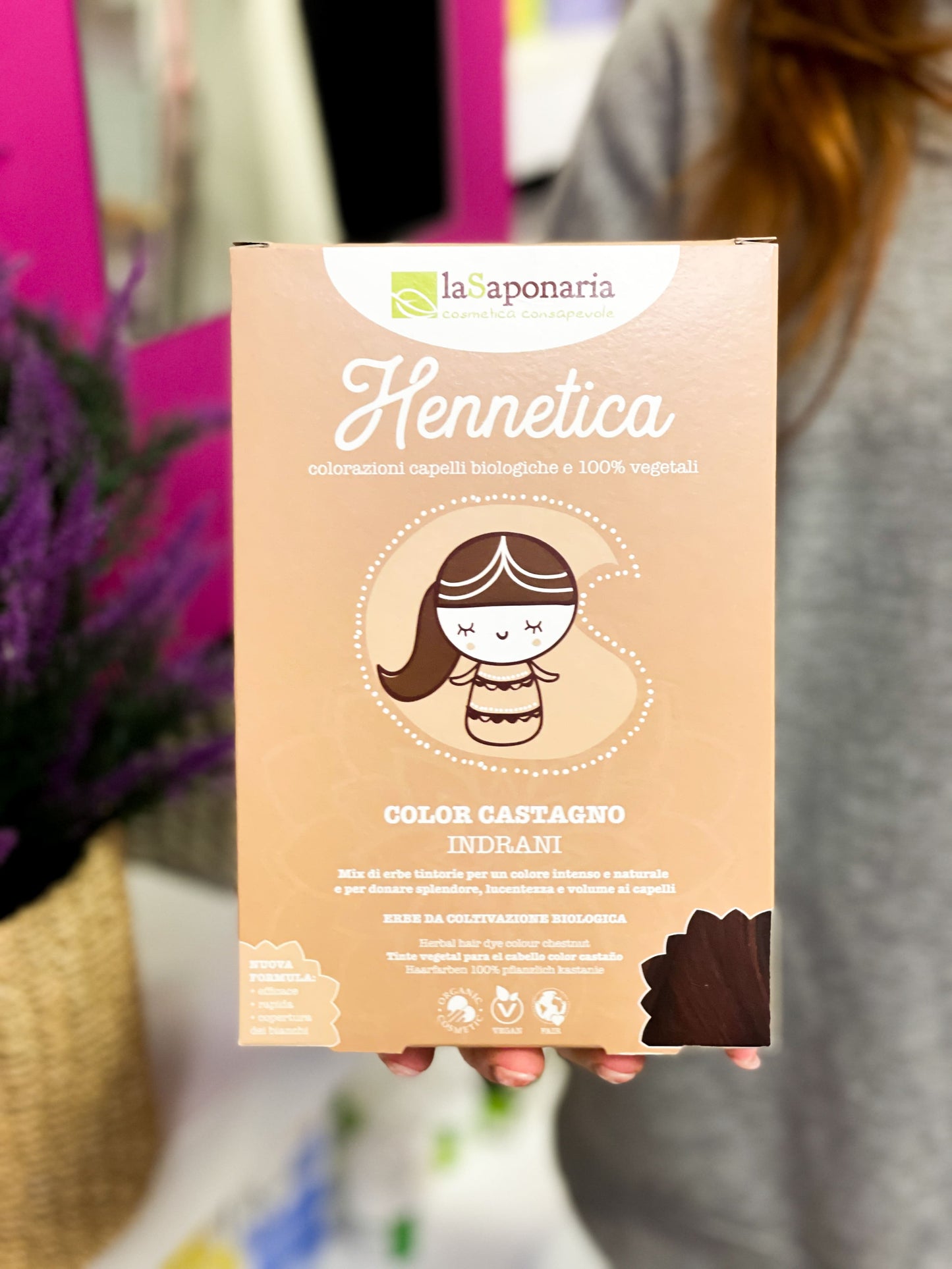 Hennetica Indrani (Castagna)