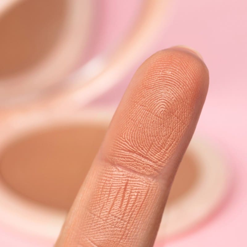 Neve Cosmetics | Flat Perfection Velvet Bronze