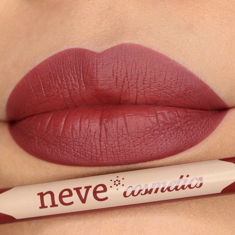 Neve Cosmetics | Pastello Labbra (Tonalità Burgundy)